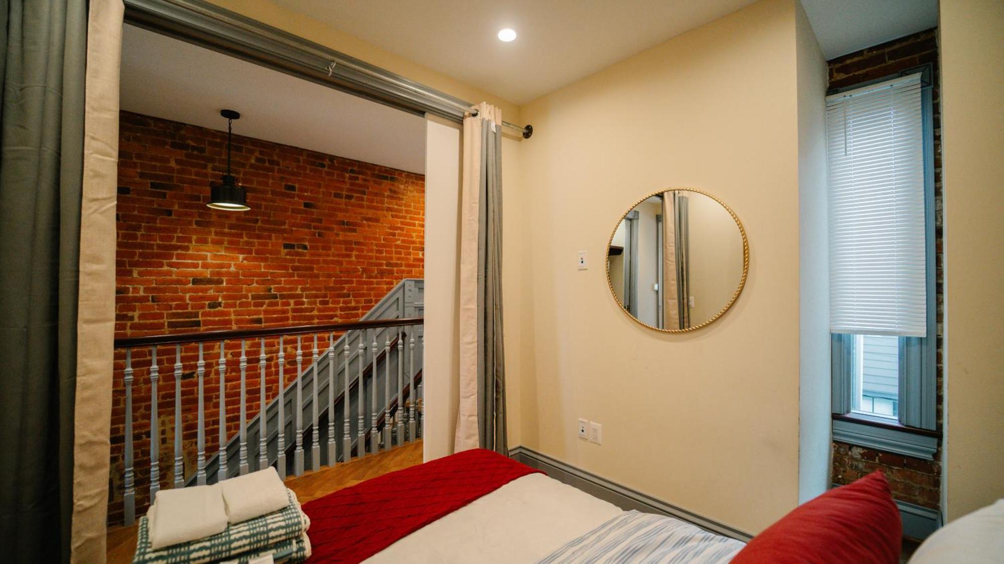 Cozy Vintage Escape 4br 4ba Near Dc Attractions! Ferienhaus Washington