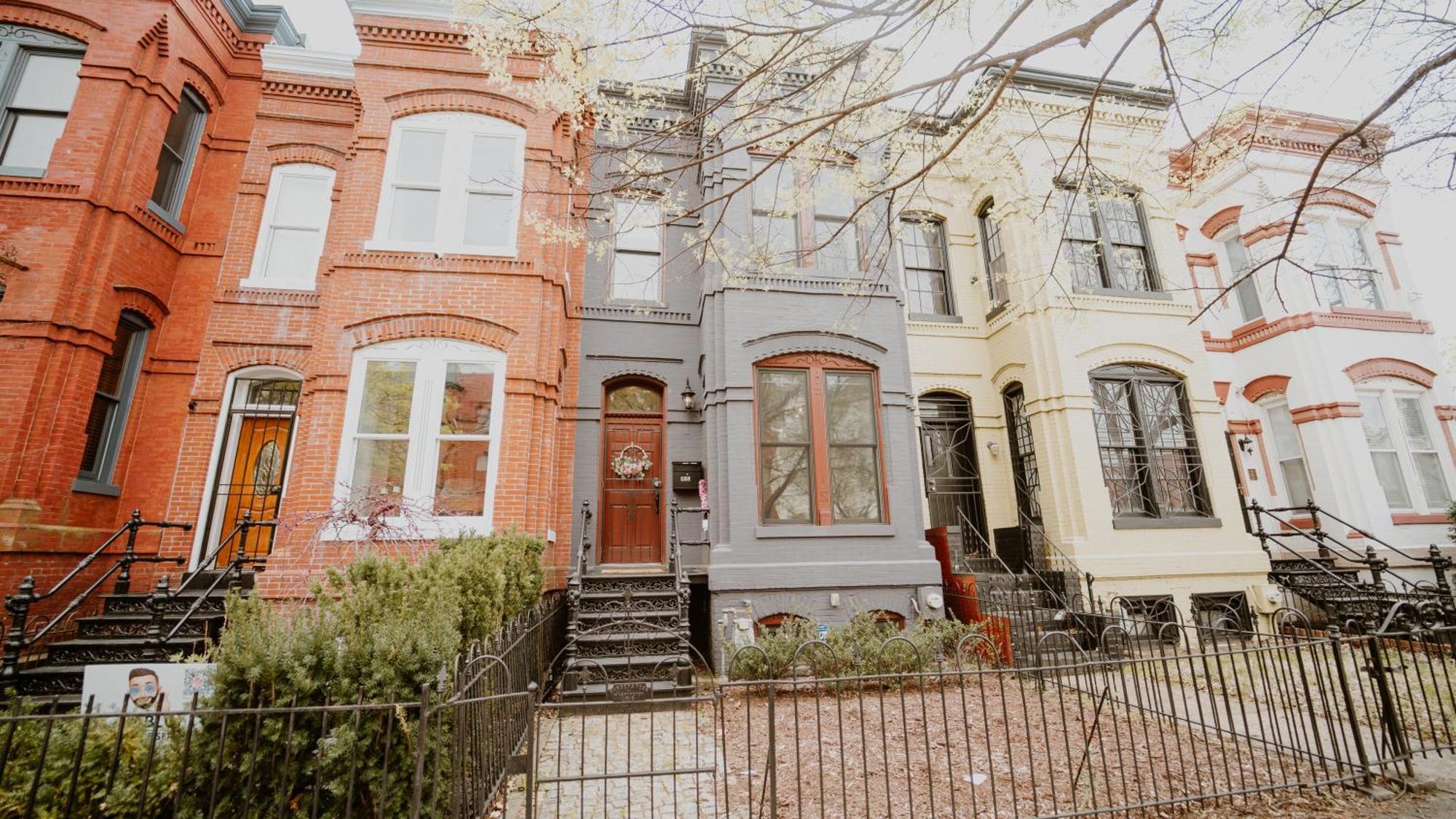 Cozy Vintage Escape 4br 4ba Near Dc Attractions! Ferienhaus